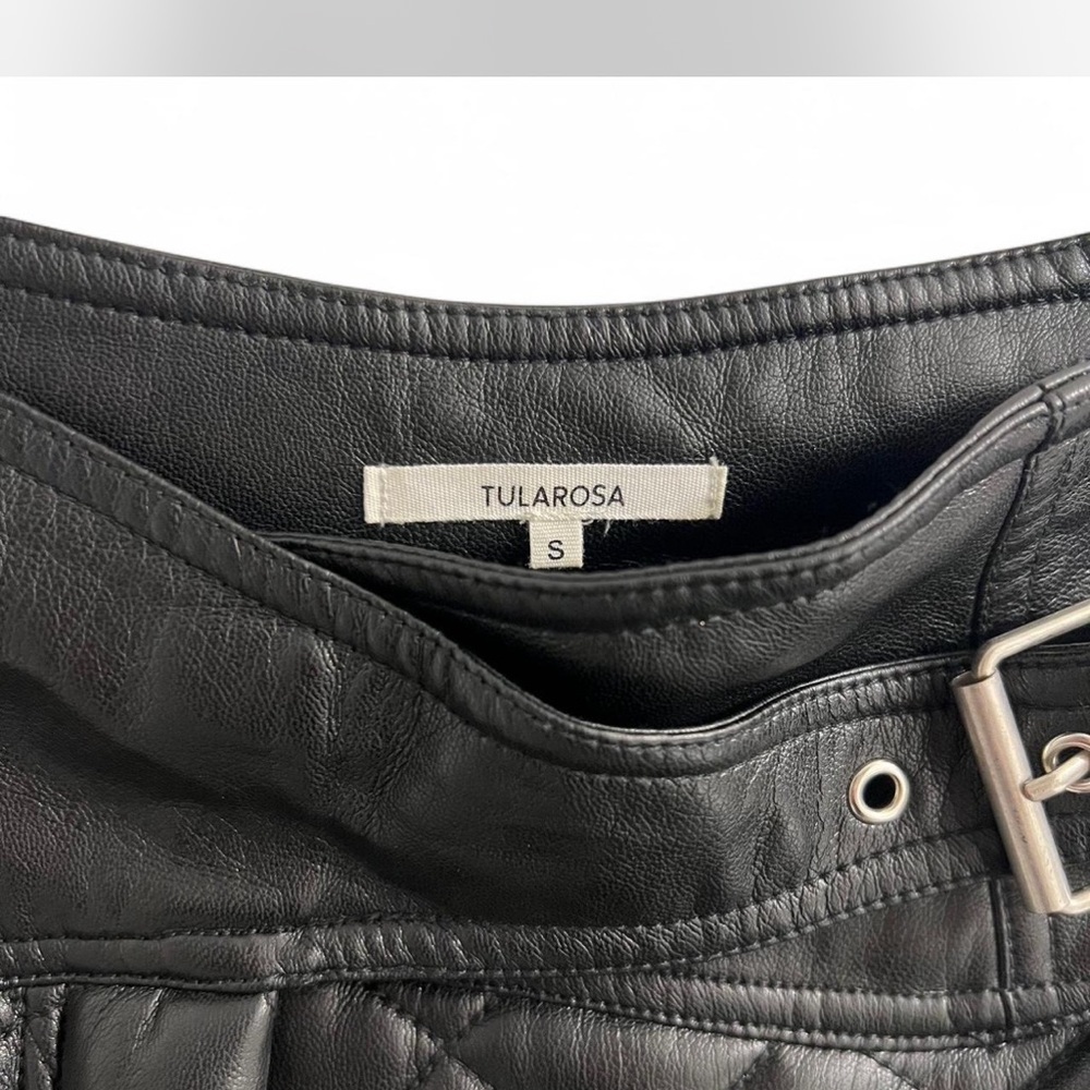 Tularosa Black Quilted vegan leather Shorts size small - Picture 3 of 8